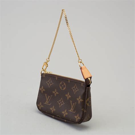 louis vuitton small purse red|old louis vuitton small purses.